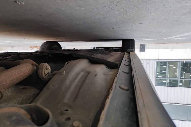 Used FORTHING Yacht 2022 1.5T DCT Chasing-the-Waves Edition Left Side Sill