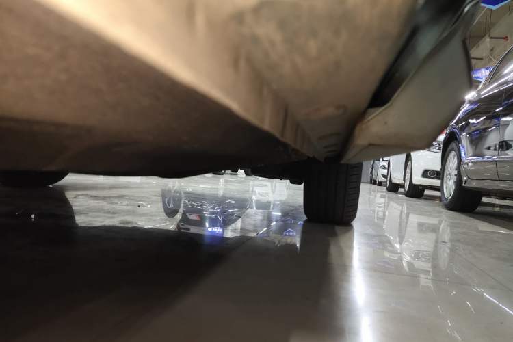 Used FORTHING Yacht 2022 1.5T DCT Chasing-the-Waves Edition Left Side Sill