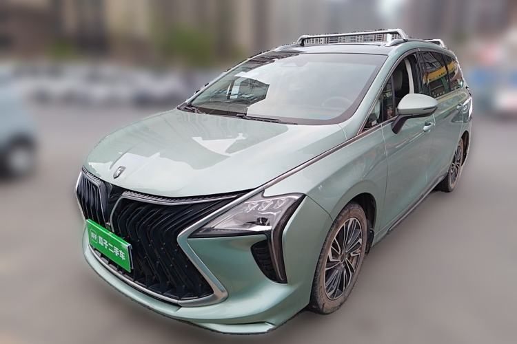 Used FORTHING Yacht 2022 1.5T DCT Chasing Wind Edition Guazi used car, China used car export, Used car for sale, Used  cars, Cheapest cars for sale