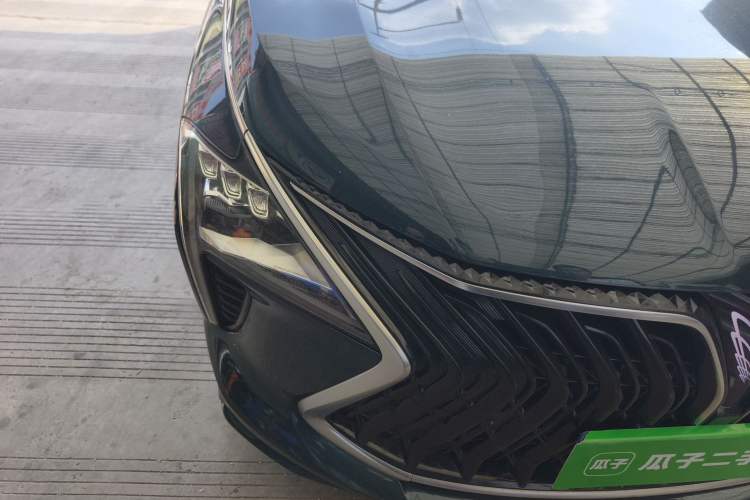 Used FORTHING Yacht 2022 1.5T DCT Chasing Wind Edition Right Front Headlight