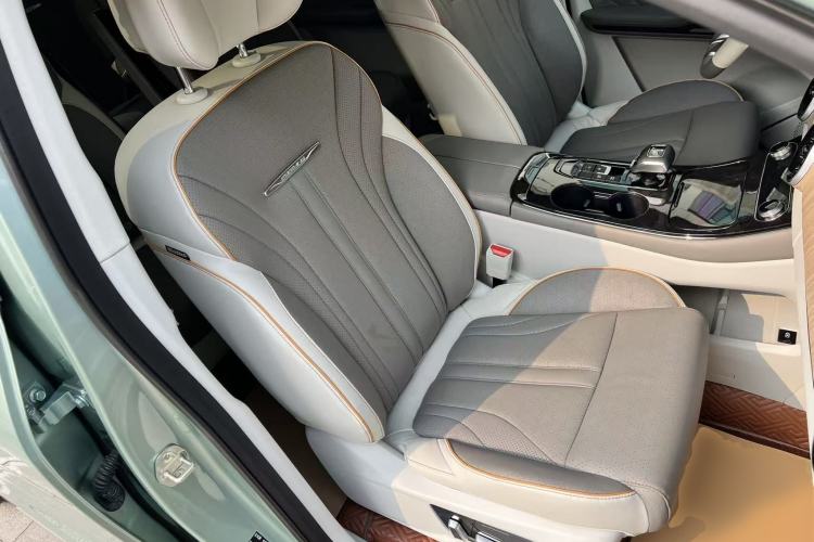 Used FORTHING Yacht 2022 1.5T DCT Chasing-the-Waves Edition Right Front Seat