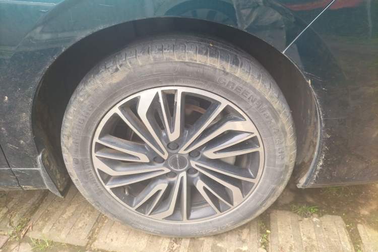 Used FORTHING Yacht 2022 1.5T DCT Chasing Wind Edition Right Front Wheel Hub