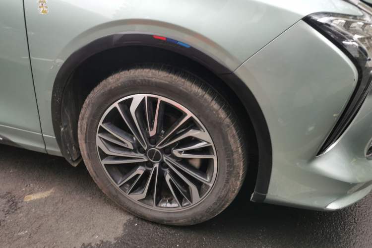 Used FORTHING Yacht 2022 1.5T DCT Yangfan Edition Right Front Wheel Hub