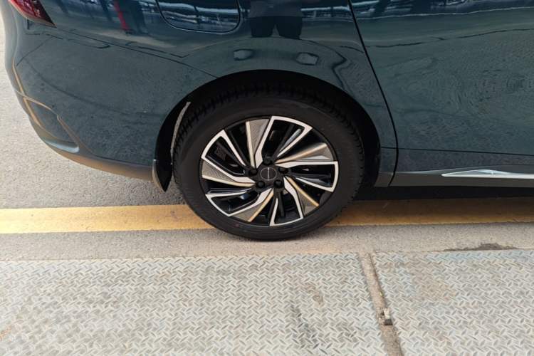 Used FORTHING Yacht 2022 1.5T DCT Chasing-the-Waves Edition Right Rear Wheel Hub