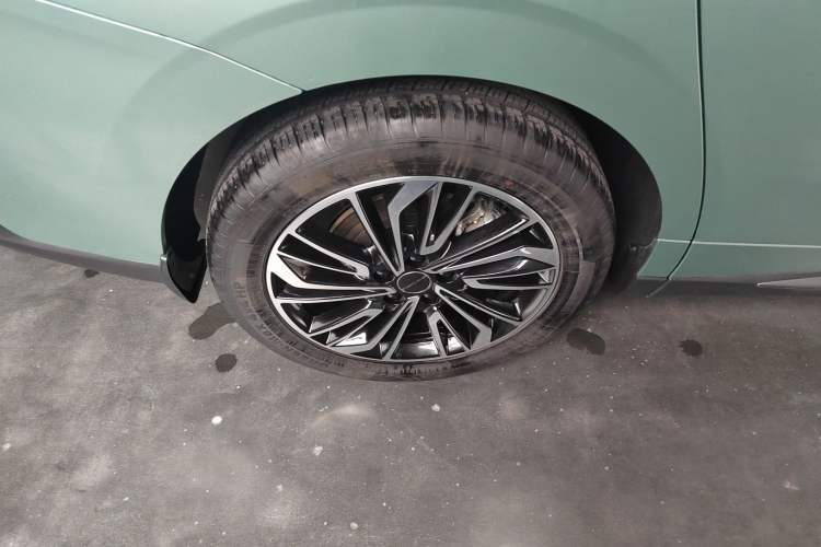 Used FORTHING Yacht 2022 1.5T DCT Yangfan Edition Right Rear Wheel Hub