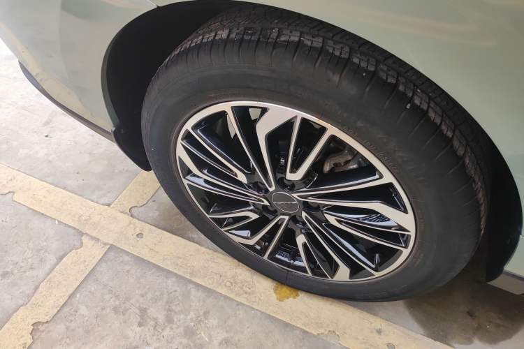 Used FORTHING Yacht 2022 1.5T DCT Yangfan Edition Right Rear Wheel Hub