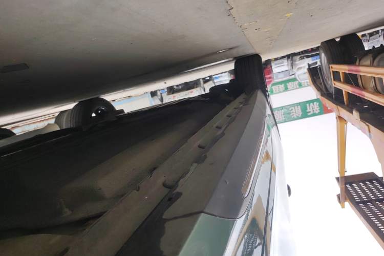 Used FORTHING Yacht 2022 1.5T DCT Yangfan Edition Right Side Sill