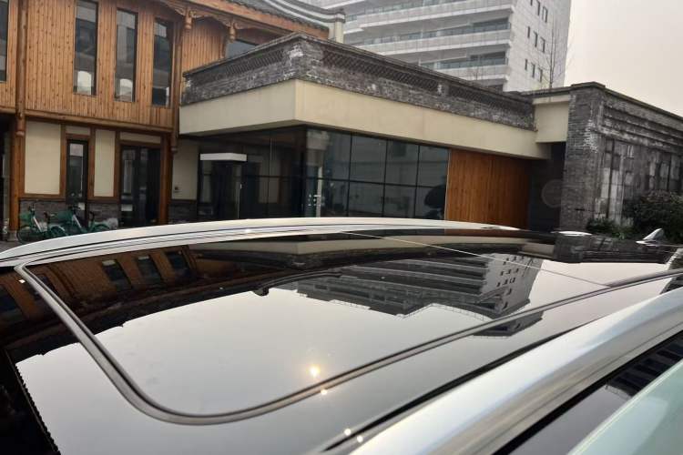Used FORTHING Yacht 2022 1.5T DCT Chasing-the-Waves Edition Roof