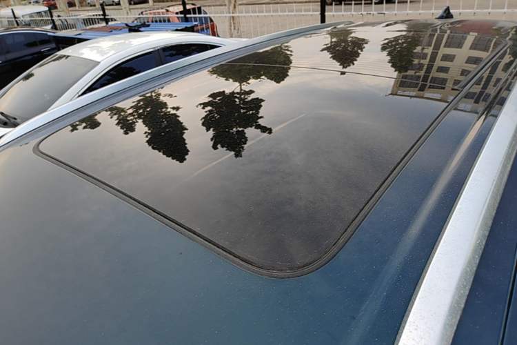 Used FORTHING Yacht 2022 1.5T DCT Chasing-the-Waves Edition Roof