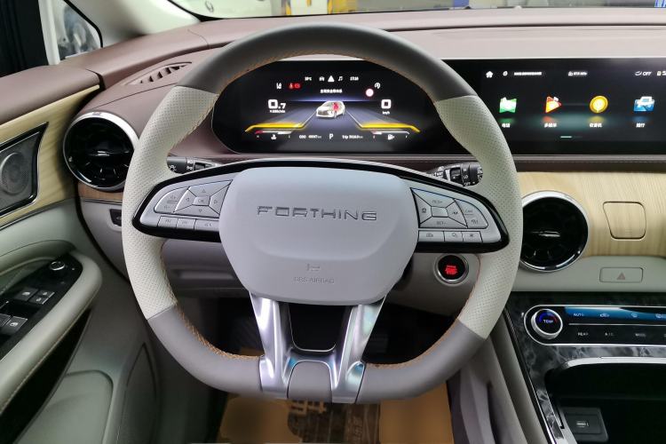 Used FORTHING Yacht 2022 1.5T DCT Chasing-the-Waves Edition Steering Wheel