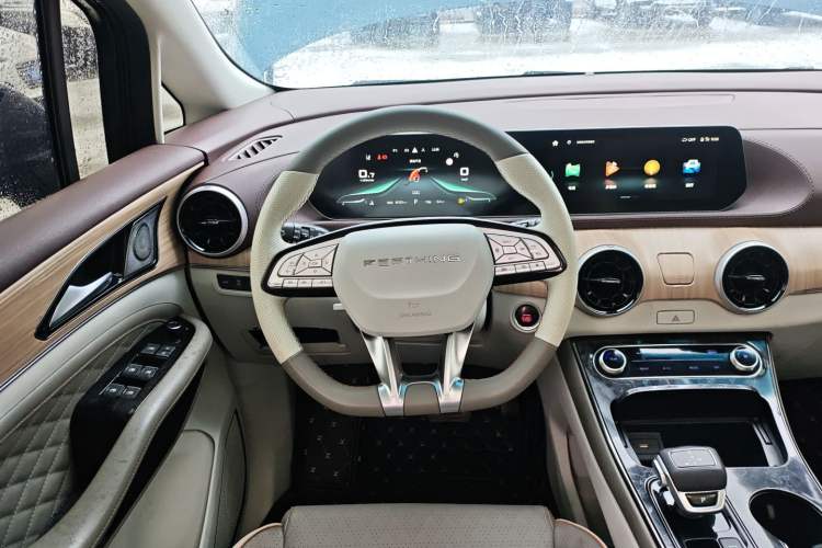 Used FORTHING Yacht 2022 1.5T DCT Chasing-the-Waves Edition Steering Wheel