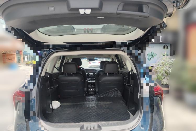 Used FORTHING Yacht 2022 1.5T DCT Chasing-the-Waves Edition Trunk