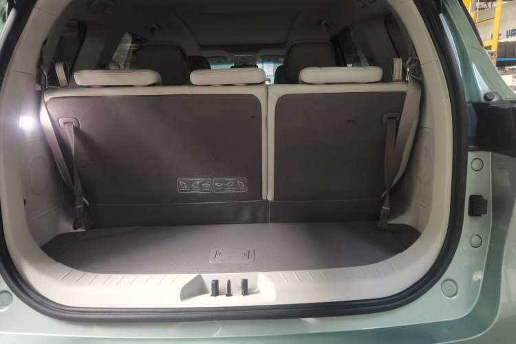 Used FORTHING Yacht 2022 1.5T DCT Lan Yue Edition Trunk
