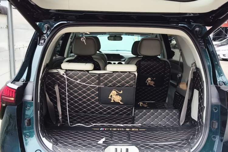 Used FORTHING Yacht 2022 1.5T DCT Chasing-the-Waves Edition Trunk