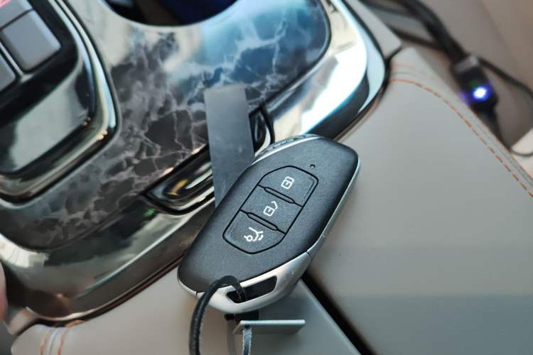 Used FORTHING Yacht 2022 1.5T DCT Chasing-the-Waves Edition Vehicle Key