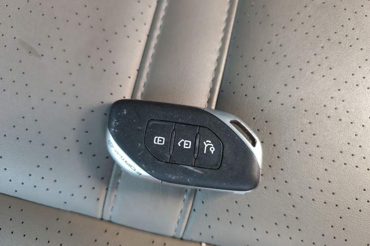 Used FORTHING Yacht 2022 1.5T DCT Chasing-the-Waves Edition Vehicle Key