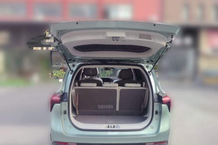 Used FORTHING Yacht 2022 1.5T DCT Chasing Wind Edition Trunk