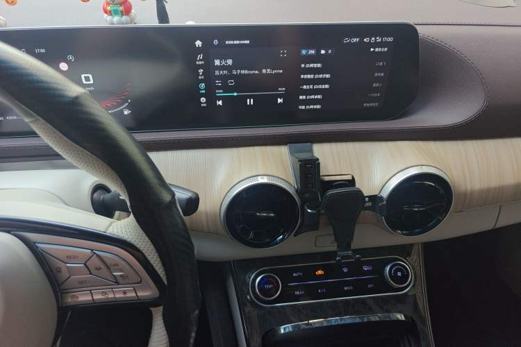 Used FORTHING Yacht 2022 1.5T DCT Chasing-the-Waves Edition Audio And AC Panel