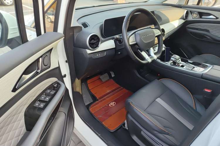 Used FORTHING Yacht 2022 1.5T DCT Yangfan Edition Driver Seat