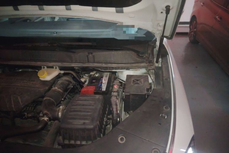 Used FORTHING Yacht 2022 1.5T DCT Chasing-the-Waves Edition Engine Bay Left
