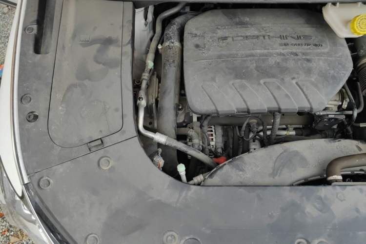 Used FORTHING Yacht 2022 1.5T DCT Chasing-the-Waves Edition Engine Bay Right