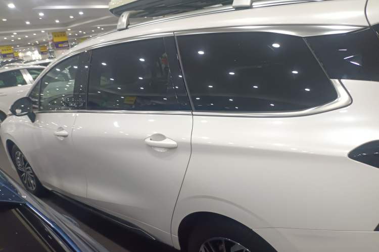 Used FORTHING Yacht 2022 1.5T DCT Chasing Wind Edition Exterior 3