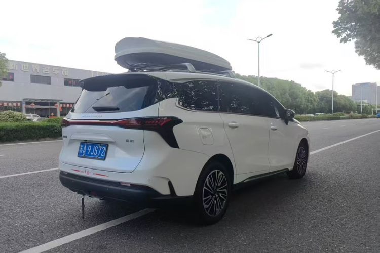 Used FORTHING Yacht 2022 1.5T DCT Chasing Wind Edition Exterior 5