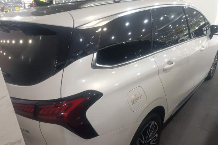 Used FORTHING Yacht 2022 1.5T DCT Chasing Wind Edition Exterior 5