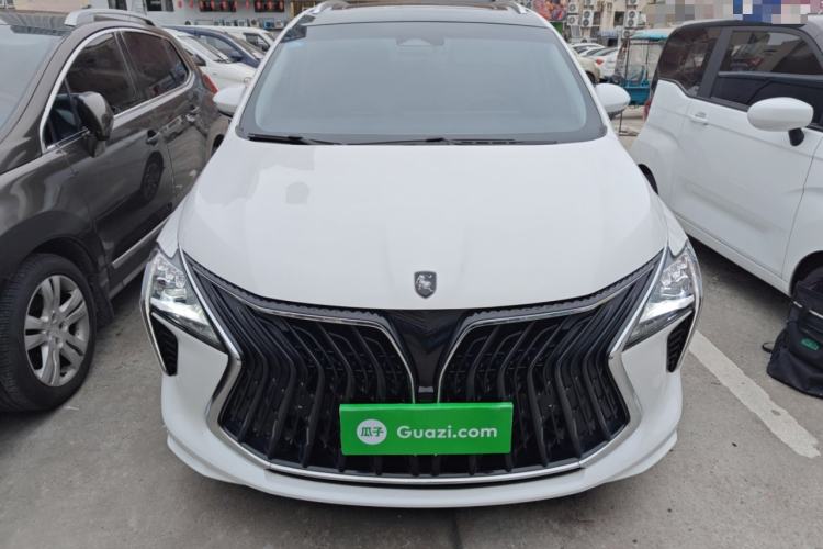 Used FORTHING Yacht 2022 1.5T DCT Chasing Wind Edition Front