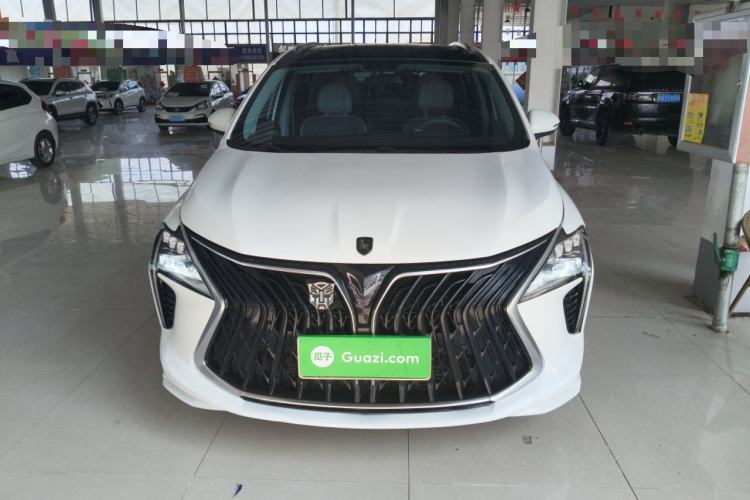 Used FORTHING Yacht 2022 1.5T DCT Yangfan Edition Front