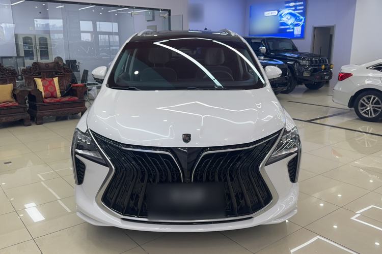 Used FORTHING Yacht 2022 1.5T DCT Chasing-the-Waves Edition Front