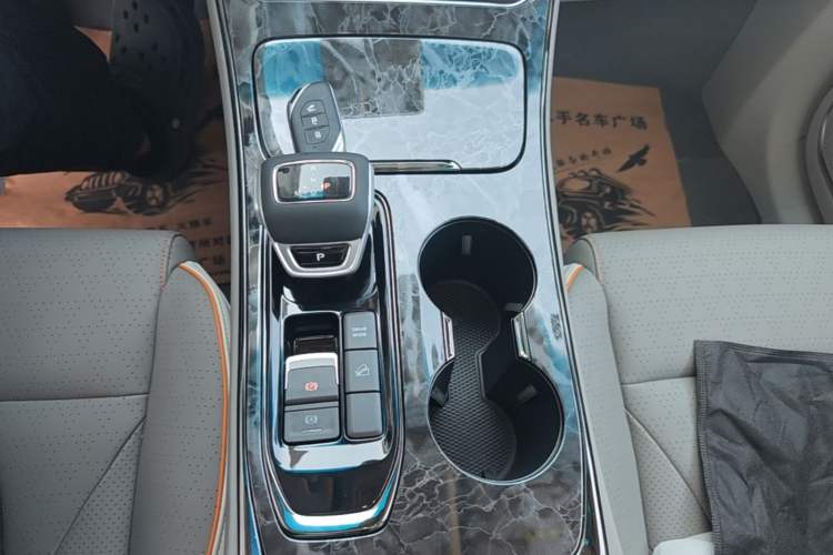 Used FORTHING Yacht 2022 1.5T DCT Chasing-the-Waves Edition Gear Lever