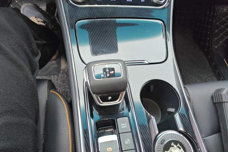 Used FORTHING Yacht 2022 1.5T DCT Chasing Wind Edition Gear Lever