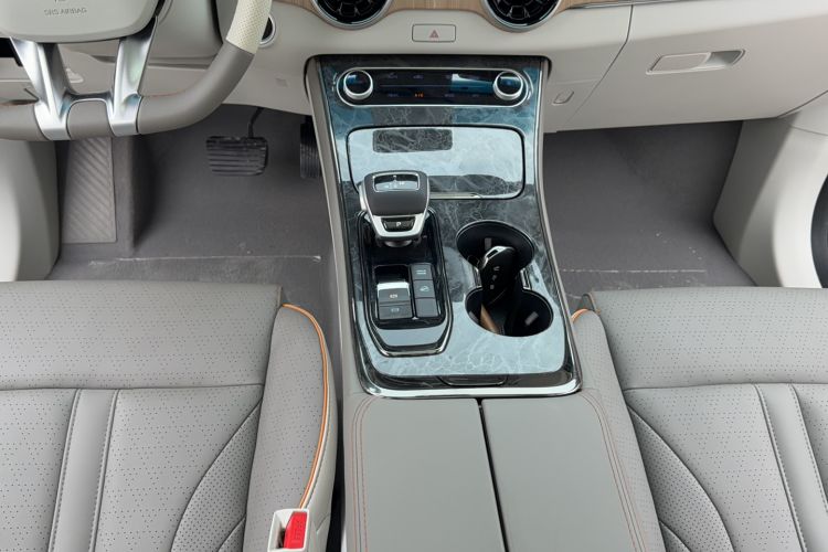 Used FORTHING Yacht 2022 1.5T DCT Chasing-the-Waves Edition Gear Lever