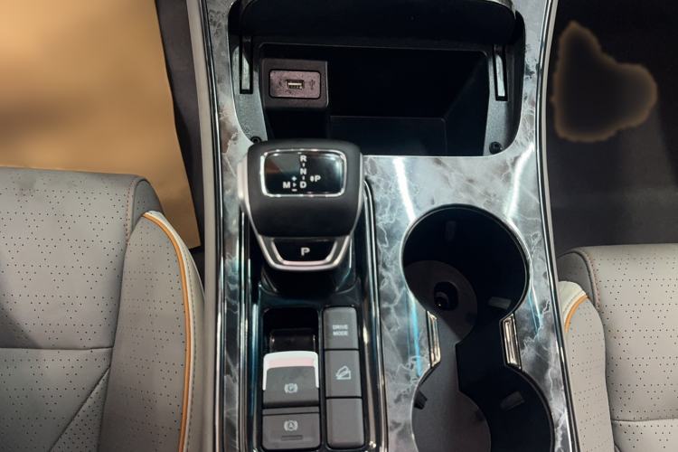 Used FORTHING Yacht 2022 1.5T DCT Chasing-the-Waves Edition Gear Lever