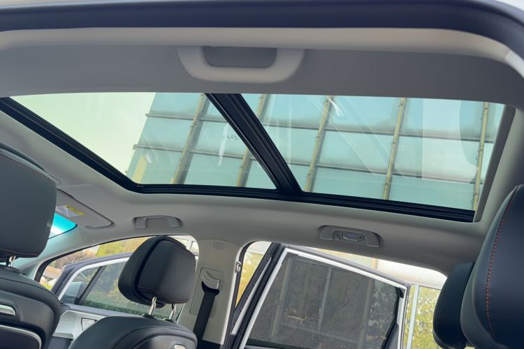Used FORTHING Yacht 2022 1.5T DCT Chasing-the-Waves Edition Headliner