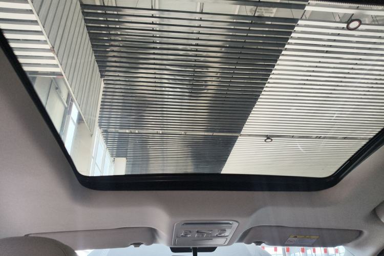 Used FORTHING Yacht 2022 1.5T DCT Yangfan Edition Headliner