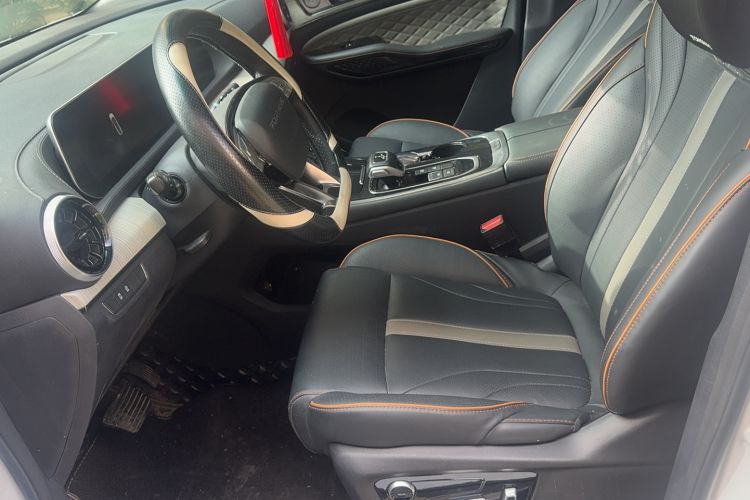 Used FORTHING Yacht 2022 1.5T DCT Chasing Wind Edition Interior 1