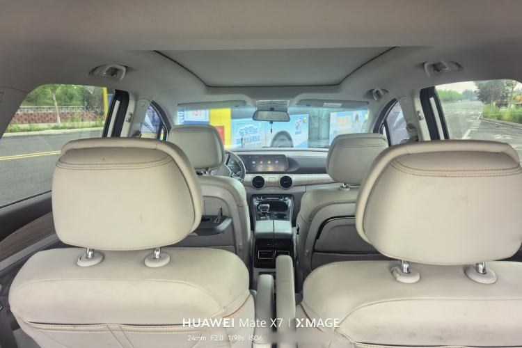 Used FORTHING Yacht 2022 1.5T DCT Chasing-the-Waves Edition Interior 2