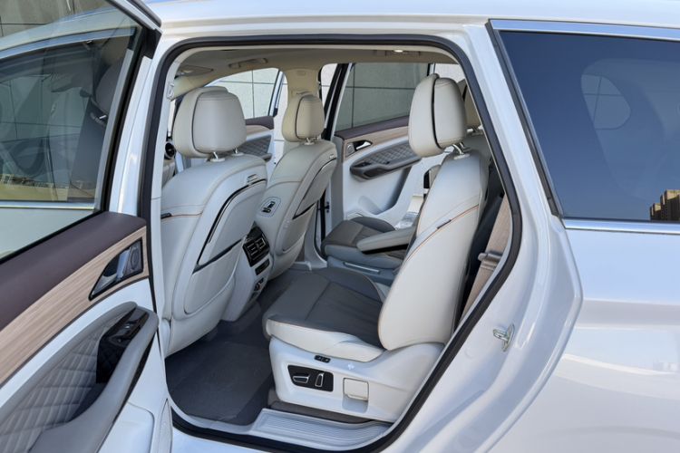 Used FORTHING Yacht 2022 1.5T DCT Chasing-the-Waves Edition Interior 6