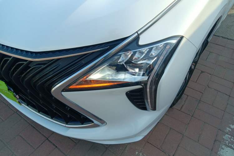 Used FORTHING Yacht 2022 1.5T DCT Chasing-the-Waves Edition Left Front Headlight