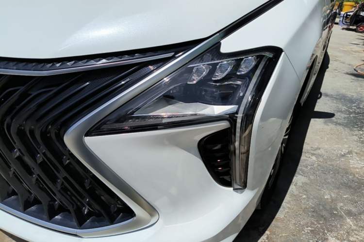 Used FORTHING Yacht 2022 1.5T DCT Chasing-the-Waves Edition Left Front Headlight