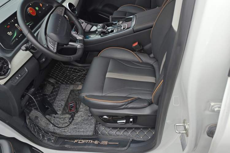 Used FORTHING Yacht 2022 1.5T DCT Chasing Wind Edition Left Front Seat