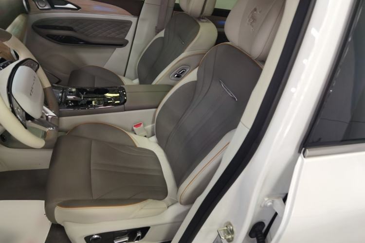 Used FORTHING Yacht 2022 1.5T DCT Chasing-the-Waves Edition Left Front Seat