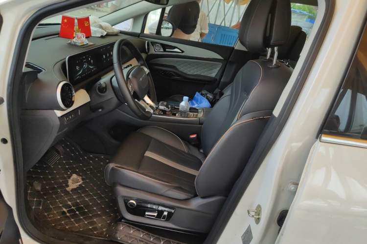 Used FORTHING Yacht 2022 1.5T DCT Chasing-the-Waves Edition Left Front Seat