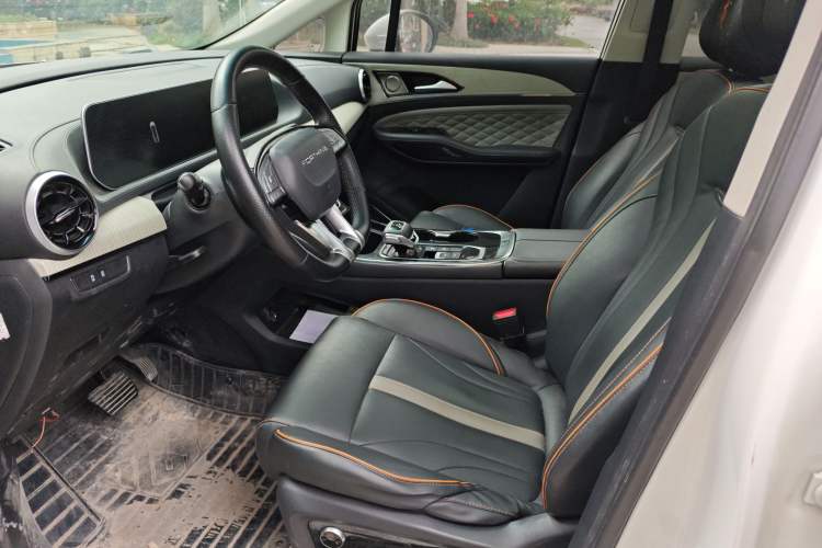 Used FORTHING Yacht 2022 1.5T DCT Chasing Wind Edition Left Front Seat