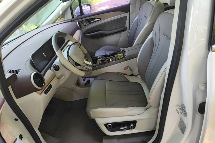 Used FORTHING Yacht 2022 1.5T DCT Chasing Wind Edition Left Front Seat