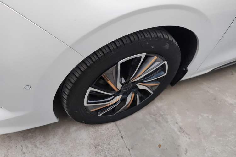 Used FORTHING Yacht 2022 1.5T DCT Lan Yue Edition Left Front Wheel Hub