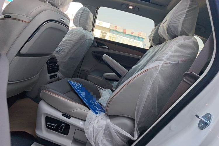 Used FORTHING Yacht 2022 1.5T DCT Chasing-the-Waves Edition Left Rear Seat