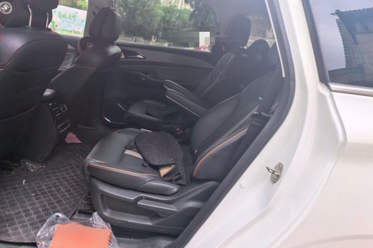 Used FORTHING Yacht 2022 1.5T DCT Chasing Wind Edition Left Rear Seat